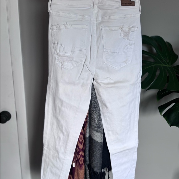 American Eagle Outfitters White Jeans - Picture 3 of 4
